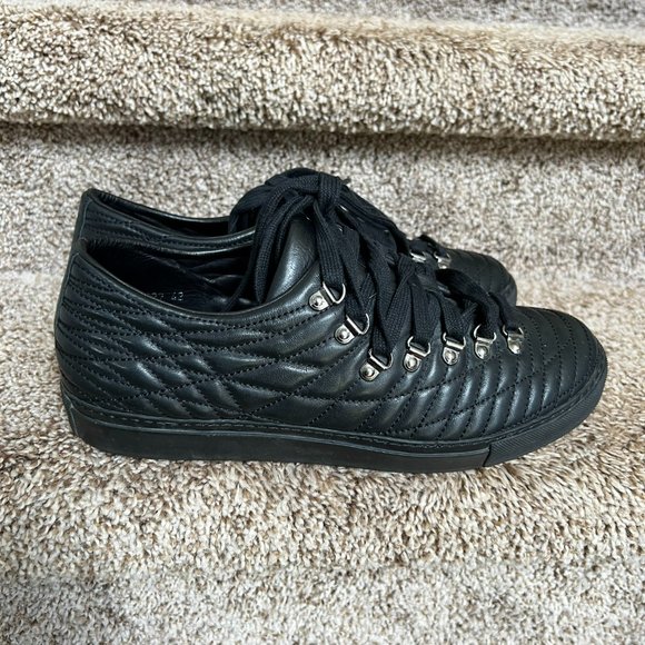 Givenchy Unisex Black Embossed Sneaker Shoes G2927